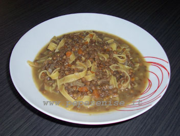 MALTAGLIATE ALL'UOVO CON LENTICCHIE